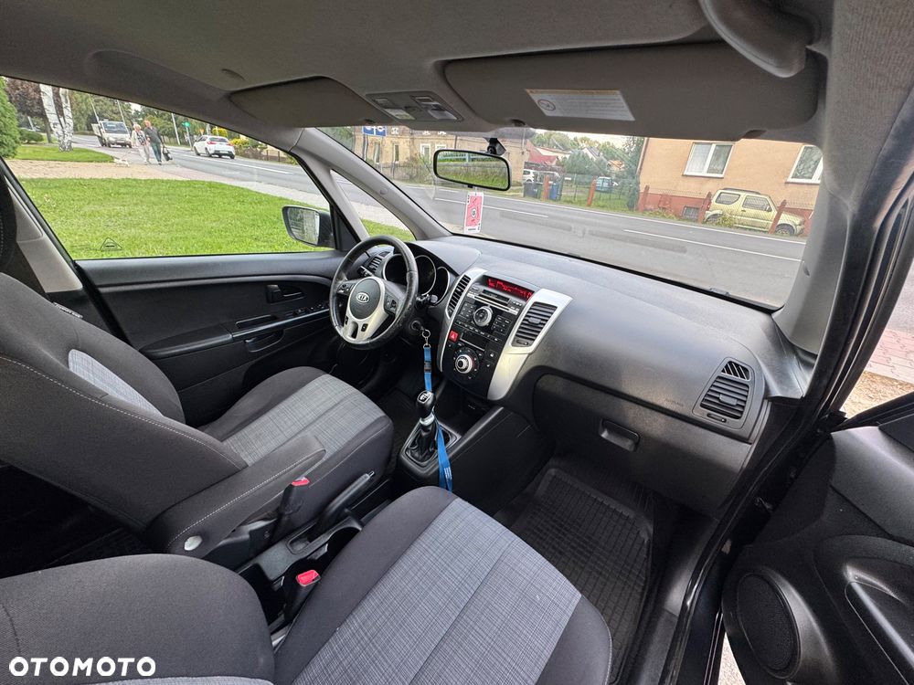Kia Venga 1.4 CVVT Fifa World Cup Edition - 8