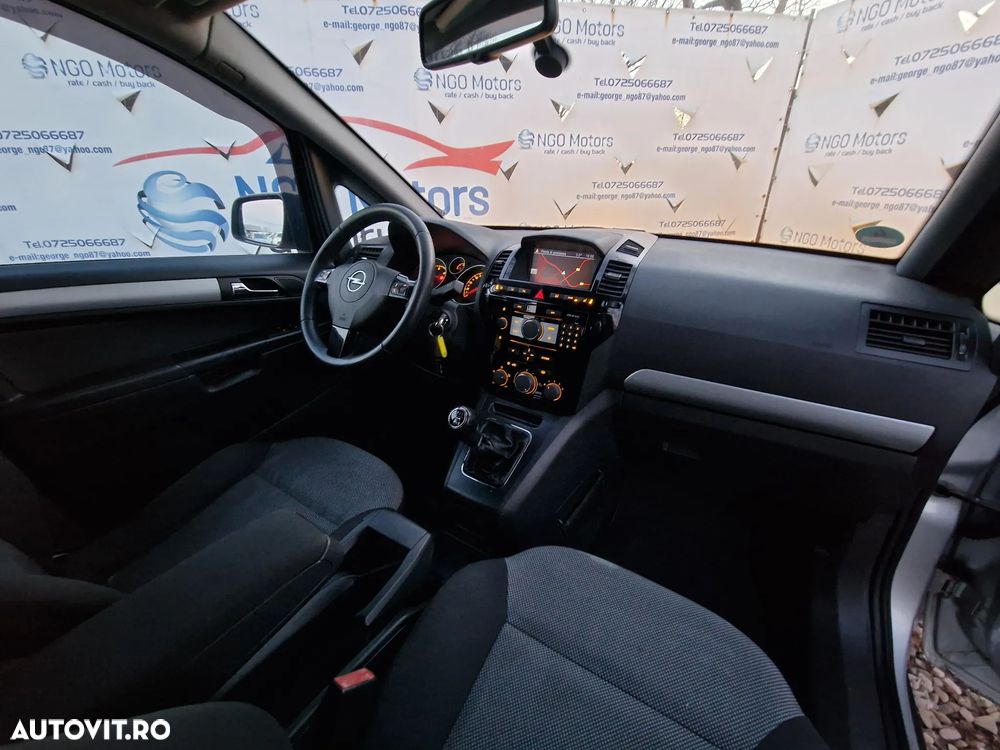 Opel Zafira 1.9 CDTI Navi - 2