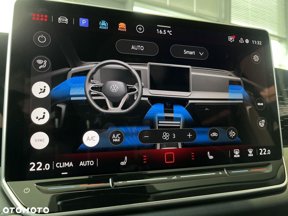 Volkswagen Tiguan - 32
