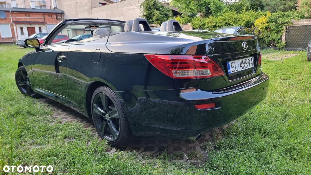 Lexus IS 250C Sport - 14