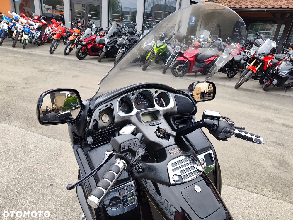 Honda GL - 38