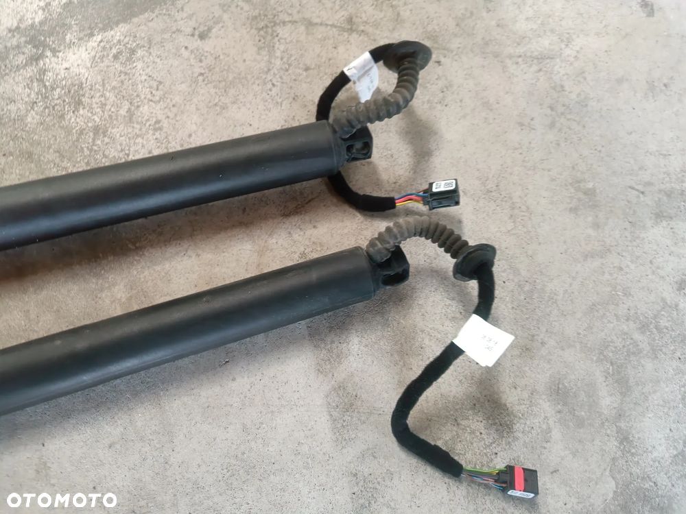 Teleskopy Siłowniki Elektryczne Klapy Skoda Superb 3 III Kombi Komplet 3V9827851B 3V9827852B - 4