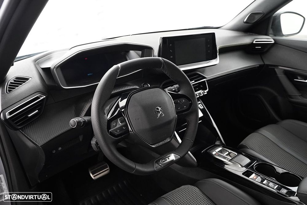 Peugeot e-2008 50 kWh GT - 8