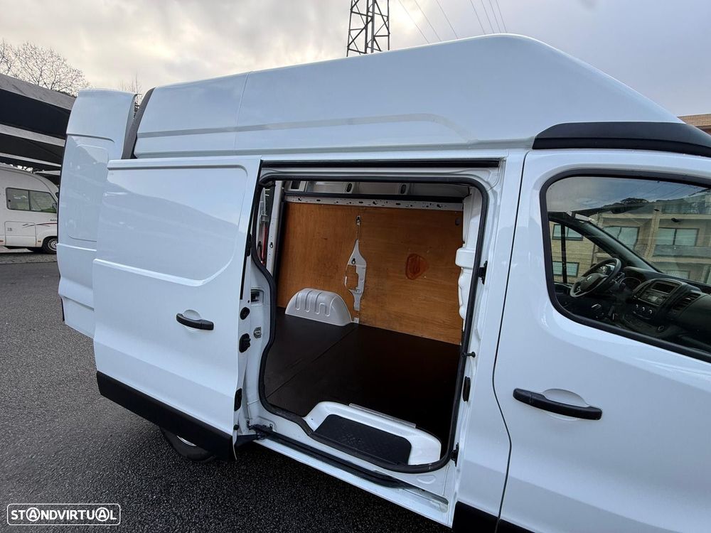 Renault Trafic 2.0 dCi L2H1 1.2T - 11