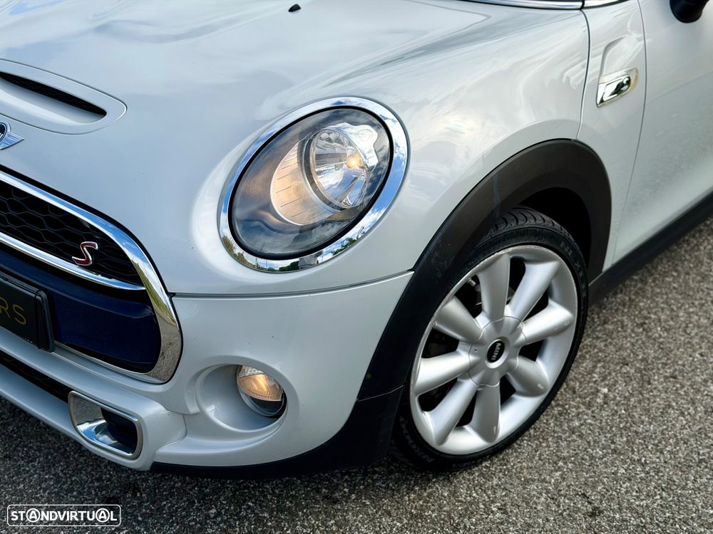 MINI 3 Portas Cooper SD - 2