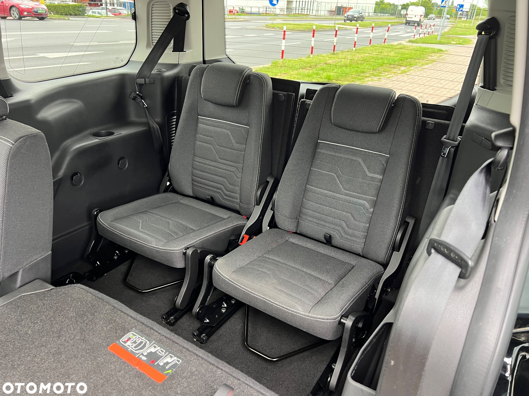 Ford Tourneo Connect 1.5 EcoBlue Start-Stop Titanium - 26