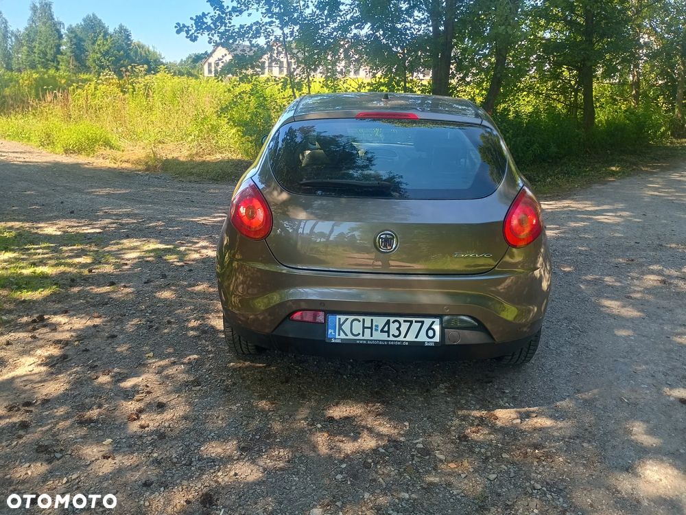 Fiat Bravo 1.4 T-JET 16V Estiva Plus - 4