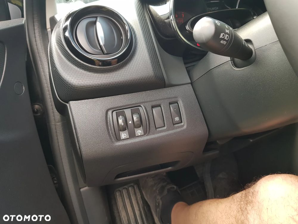 Renault Clio (Energy) TCe 75 Start & Stop LIMITED - 32