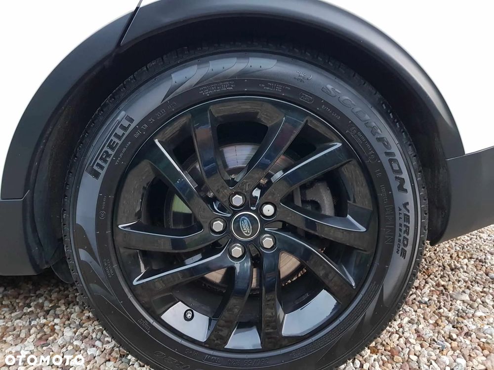 Land Rover Discovery V 3.0 TD6 HSE - 9