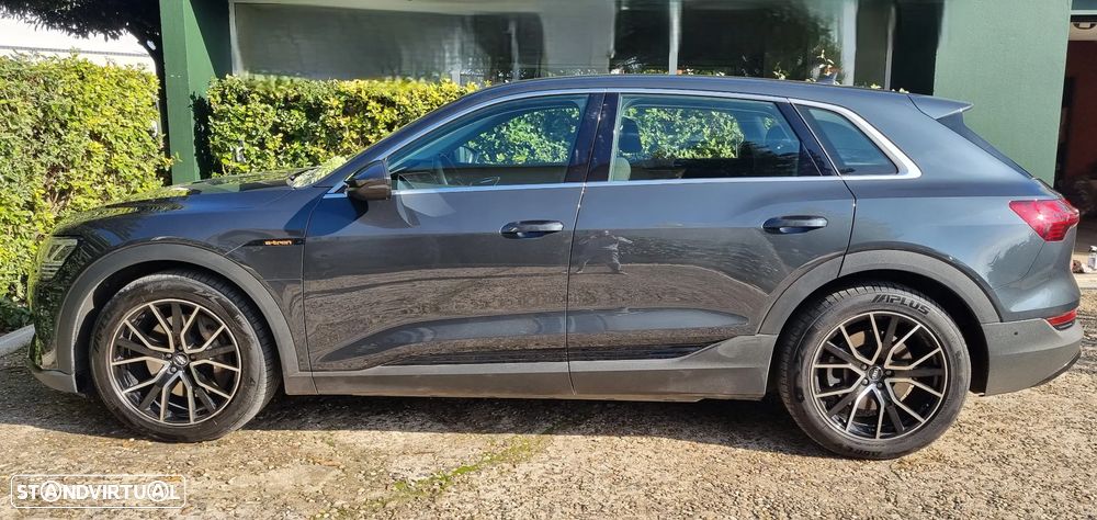 Audi e-tron 55 quattro - 1