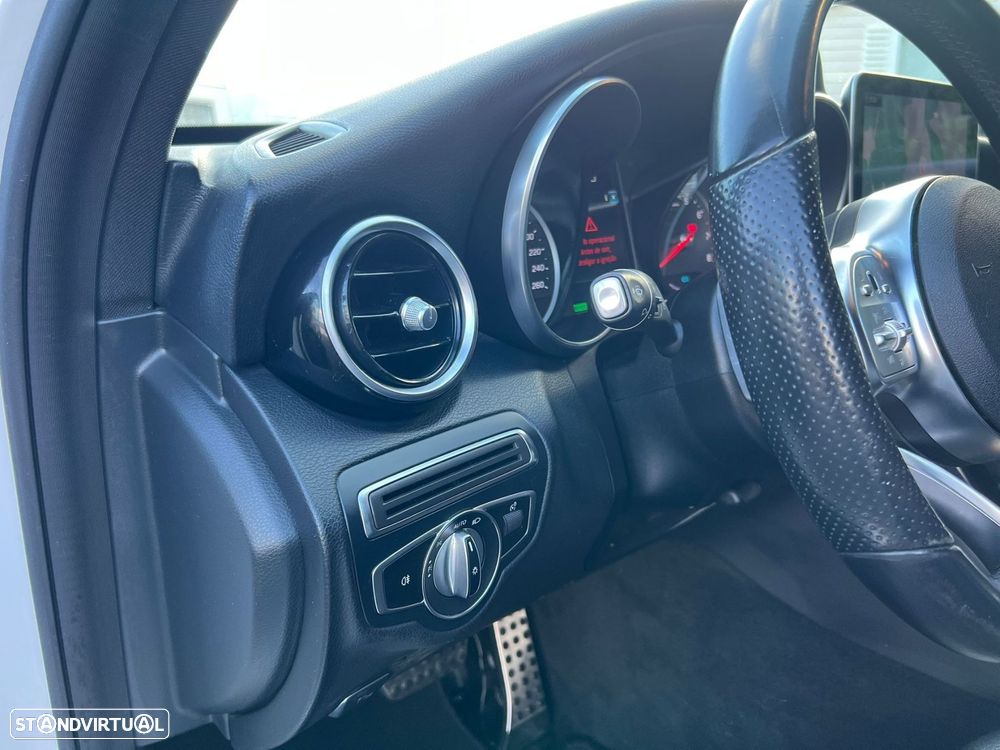 Mercedes-Benz C 200 - 29