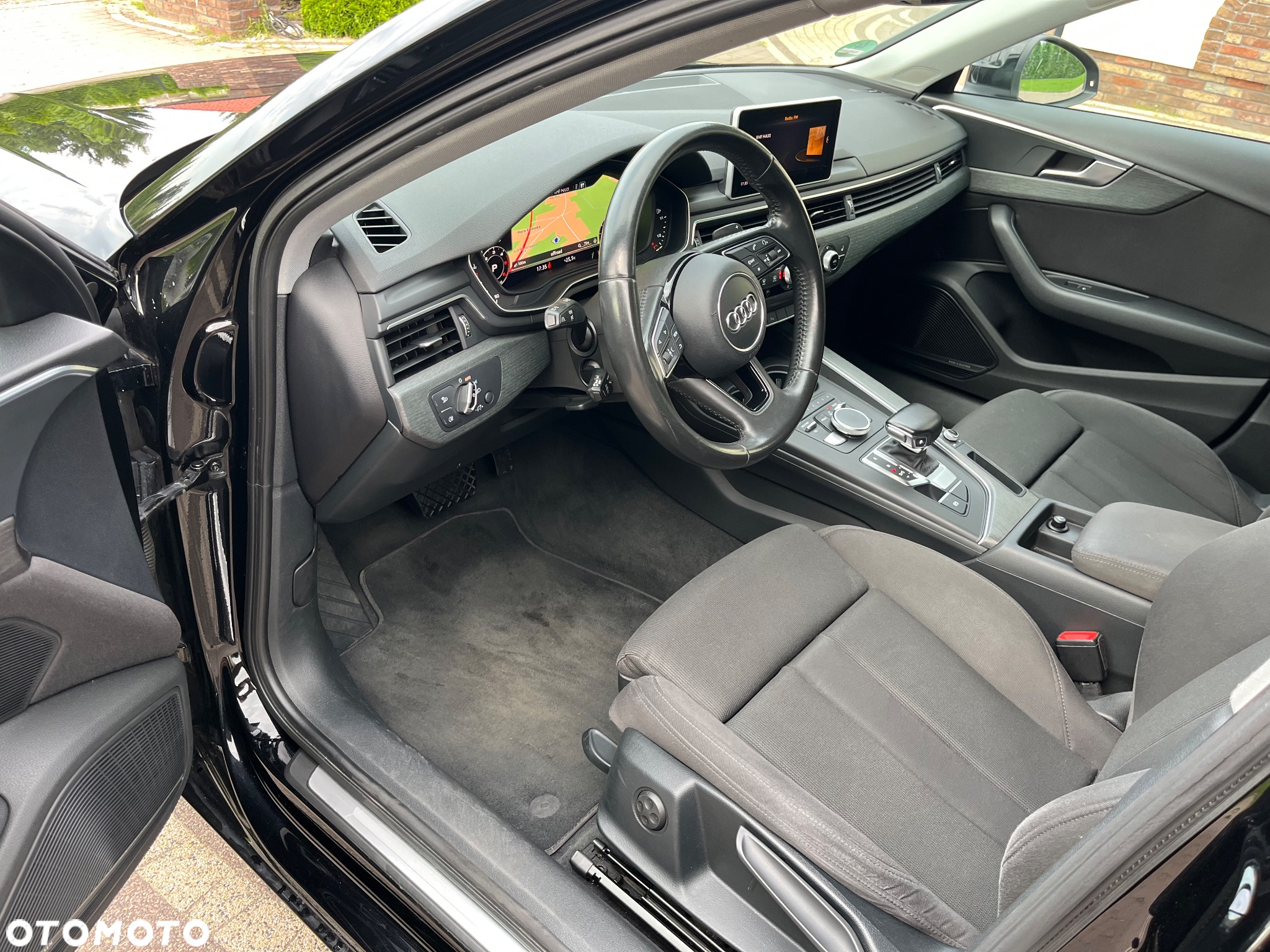 Audi A4 2.0 TDI ultra S tronic sport - 13
