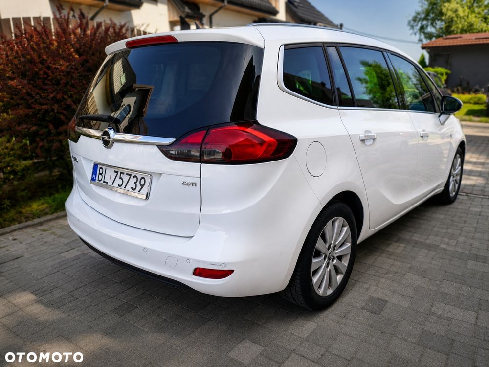 Opel Zafira - 2