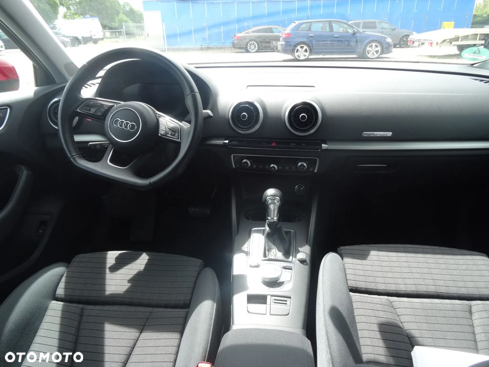 Audi A3 Sportback 1.4 TFSI CoD ultra Attraction S tronic - 12