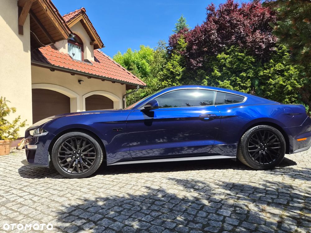 Ford Mustang - 8