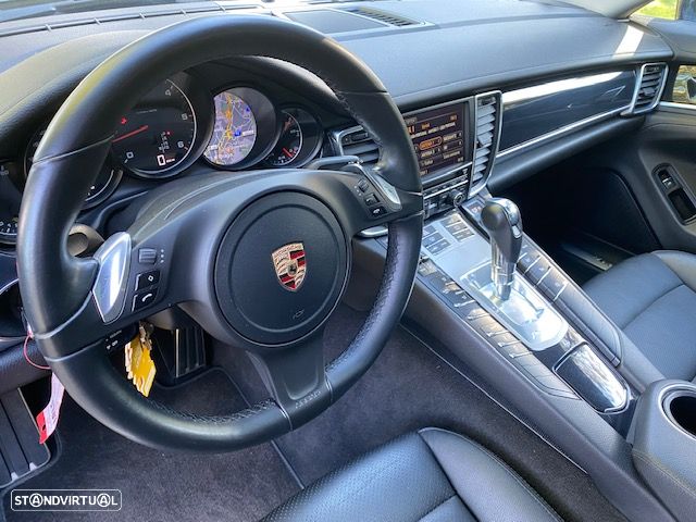 Porsche Panamera 3.0 V6 - 10