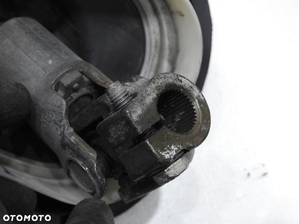 KRZYŻAK KOLUMNY NISSAN PRIMERA P12 1.9 DCI - 6