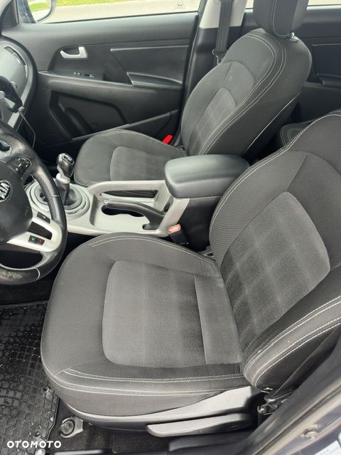 Kia Sportage 1.6 GDI Business Line L 2WD - 12