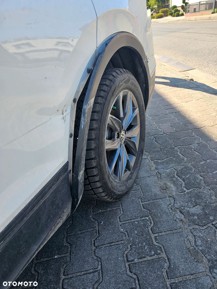 Volkswagen Tiguan - 15