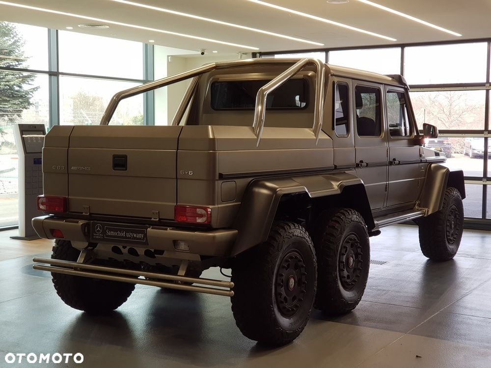 Mercedes-Benz Klasa G 63 AMG AMG SPEEDSHIFT 7G-TRONIC - 11
