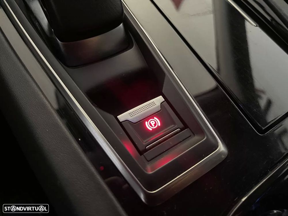 Peugeot 508 SW 1.6 Hybrid Allure Pack e-EAT8 - 35
