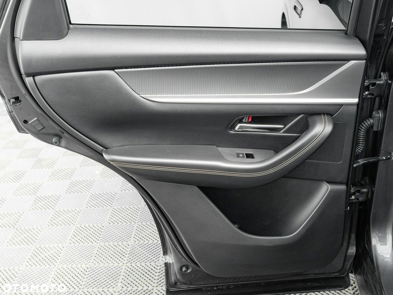 Mazda CX-60 - 24