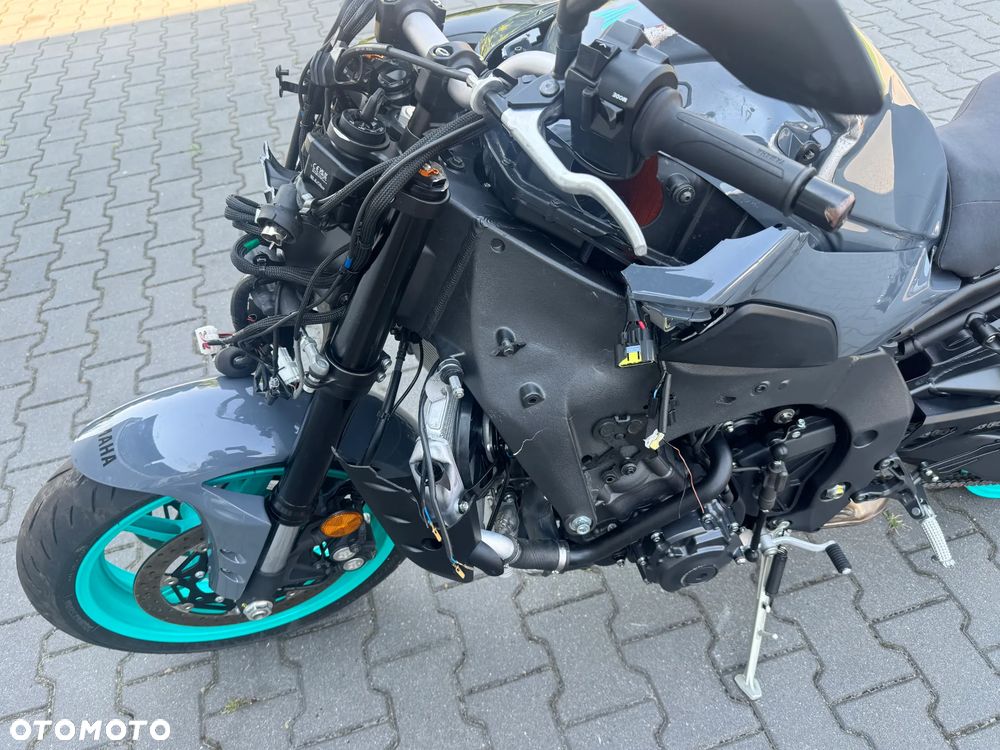 Yamaha MT - 5