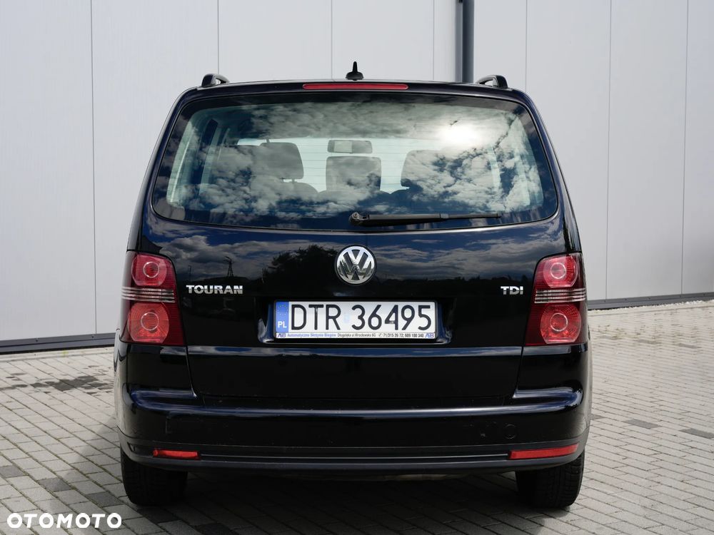 Volkswagen Touran 1.9 TDI DSG - 10