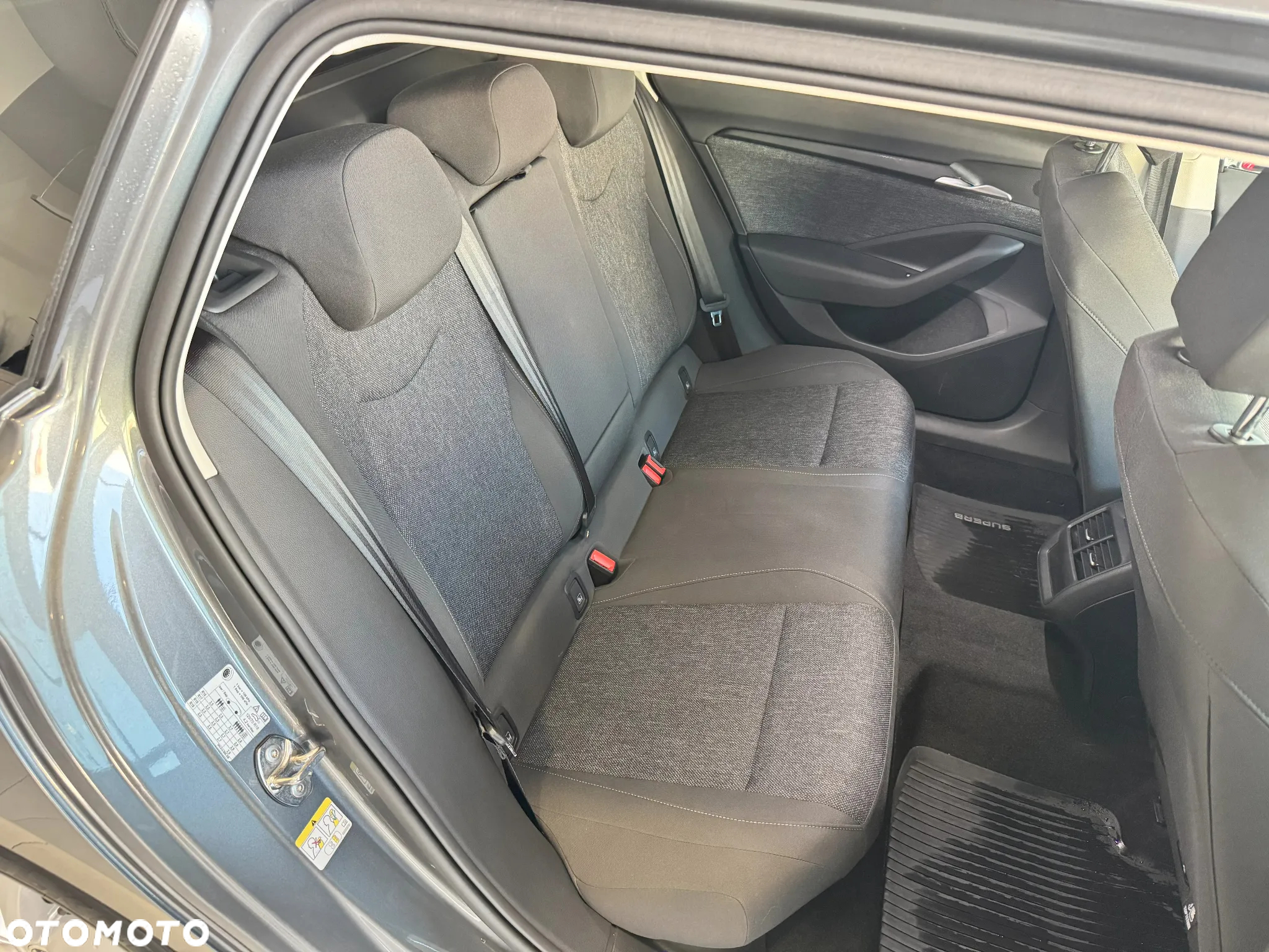 Skoda Superb 2.0 TDI SCR Essence DSG - 15
