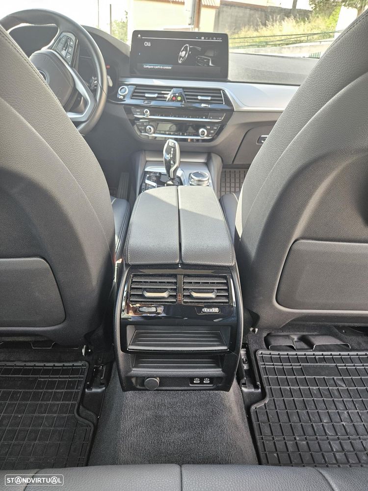 BMW 520 e Line Luxury - 14