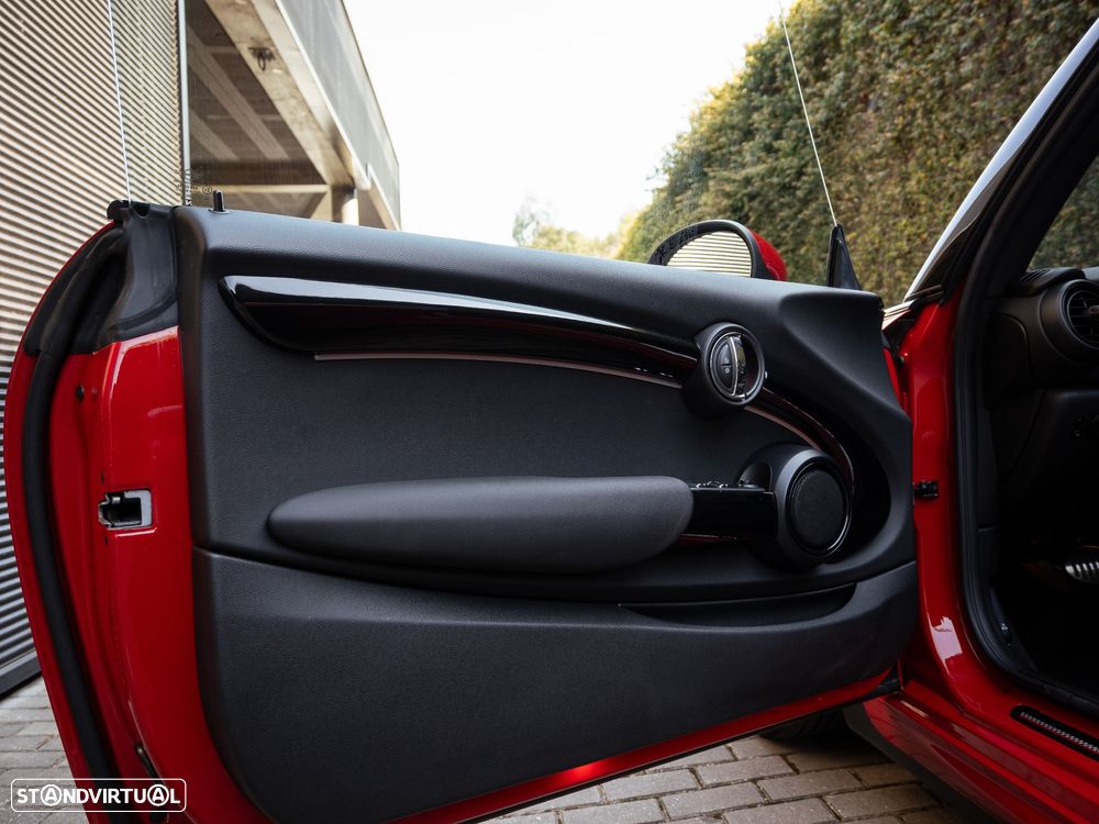 MINI Cabrio John Cooper Works Auto Desportiva - 31