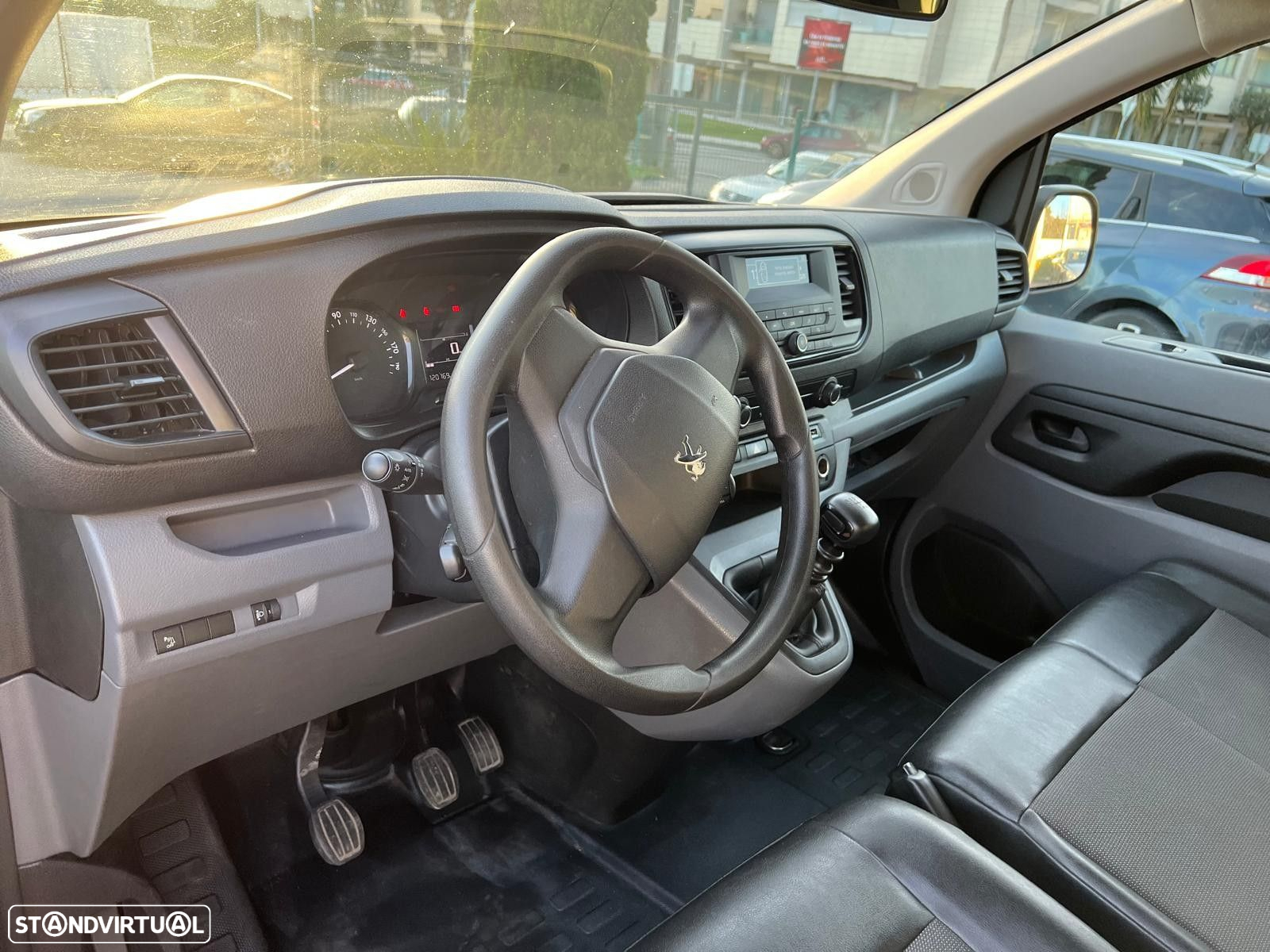 Peugeot Expert Outro - 20