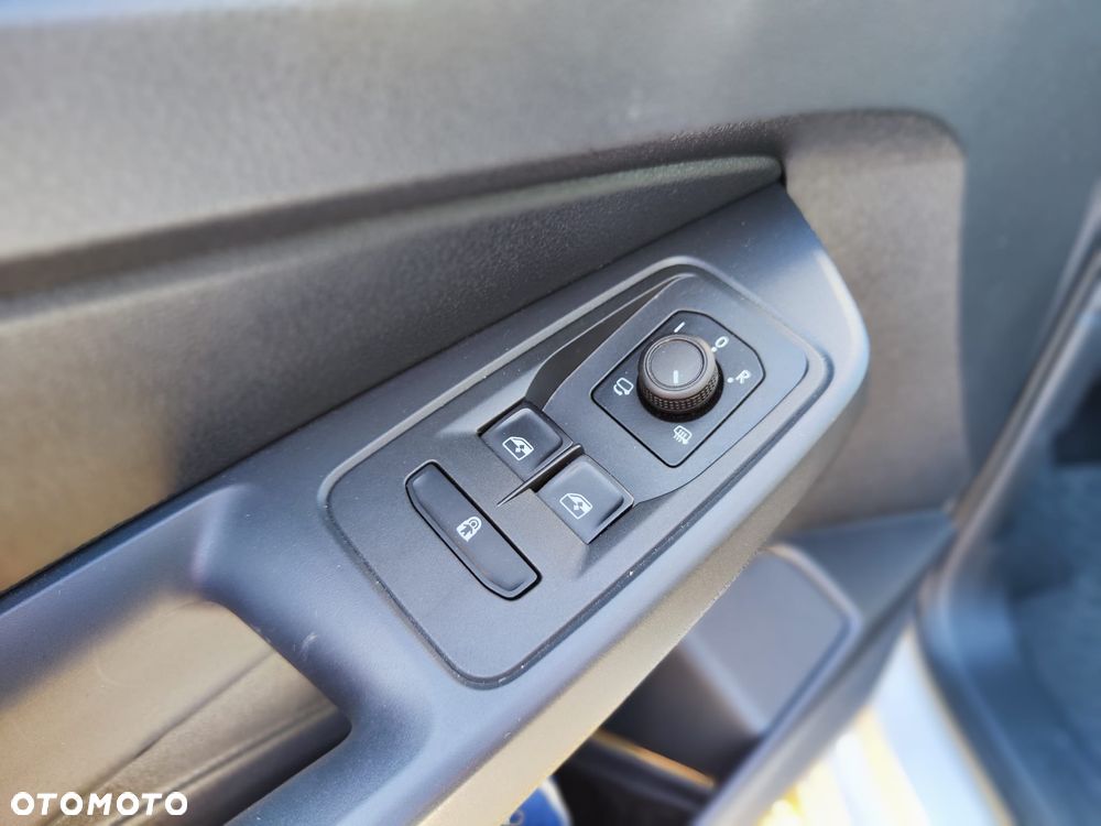 Volkswagen Caddy 2.0 TDI DSG - 11