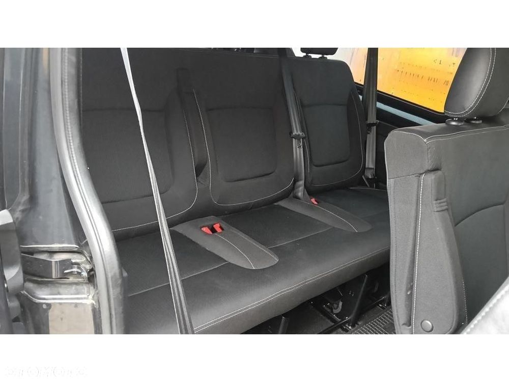 Renault Trafic - 38