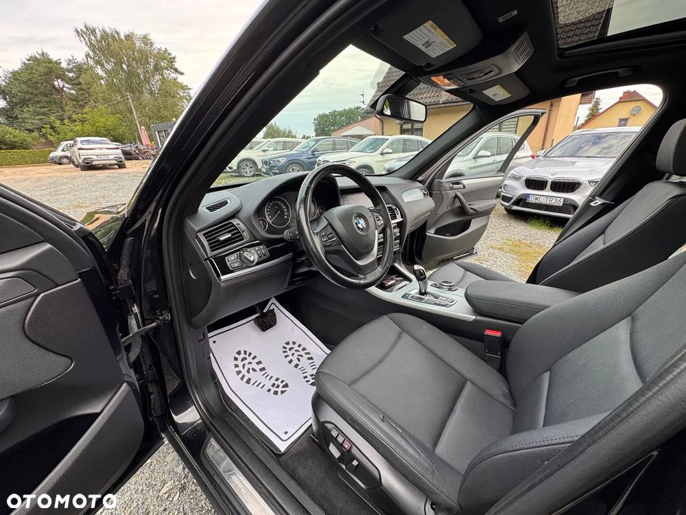 BMW X3 xDrive28i Sport-Aut xLine - 32