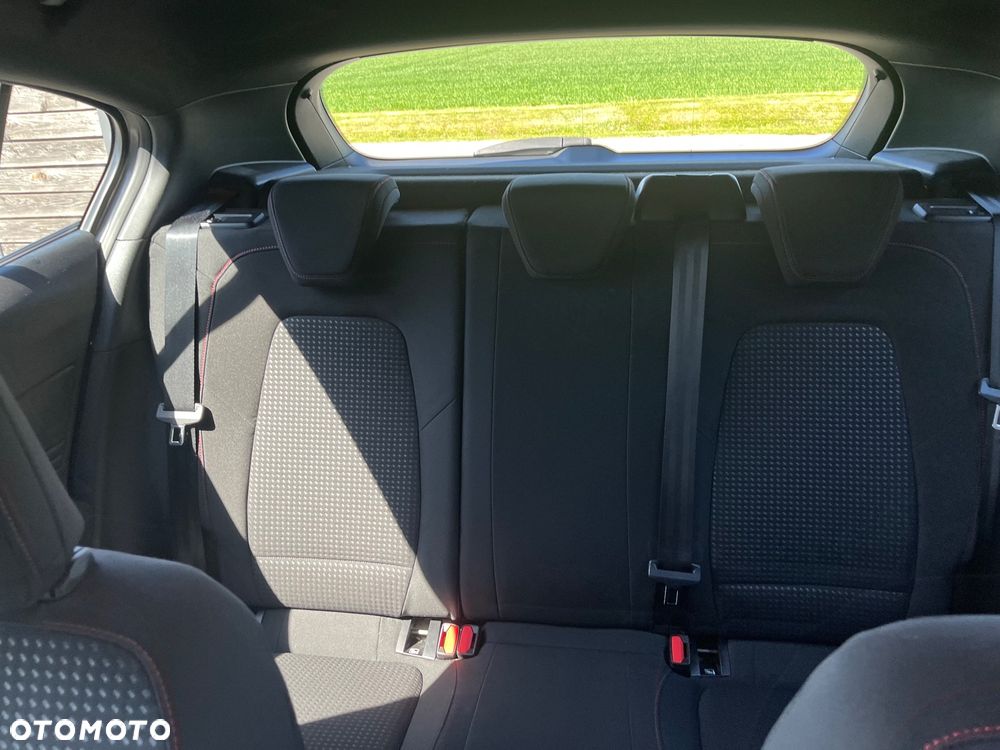 Ford Focus 1.5 EcoBoost ST-Line - 9