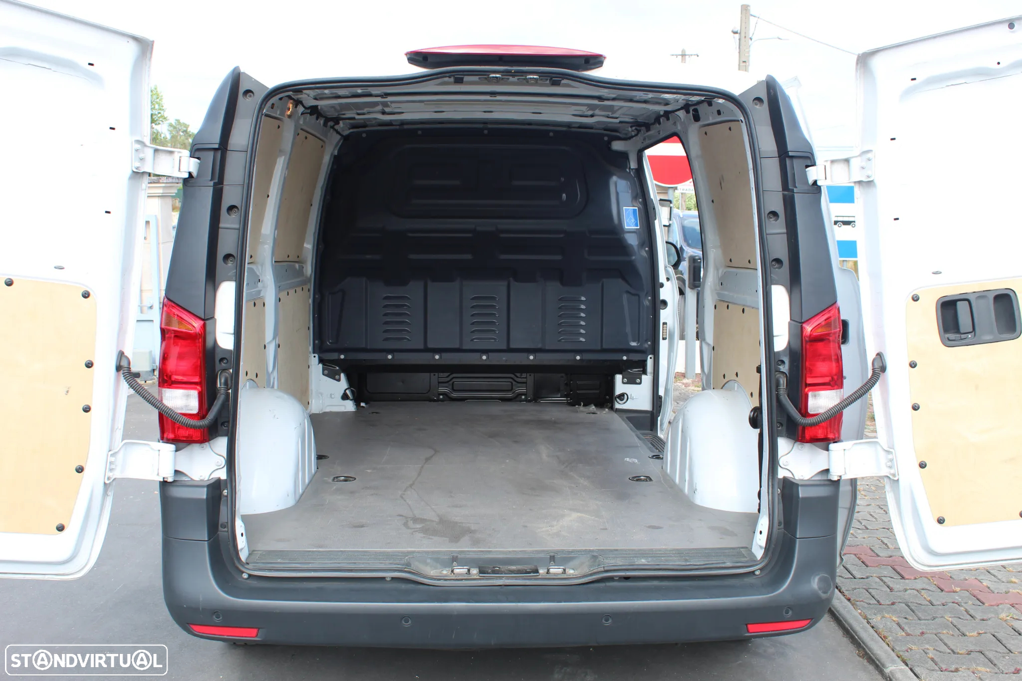 Mercedes-Benz Vito 114 CDi - 8