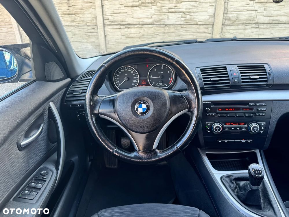 BMW Seria 1 118d DPF Edition Lifestyle - 26