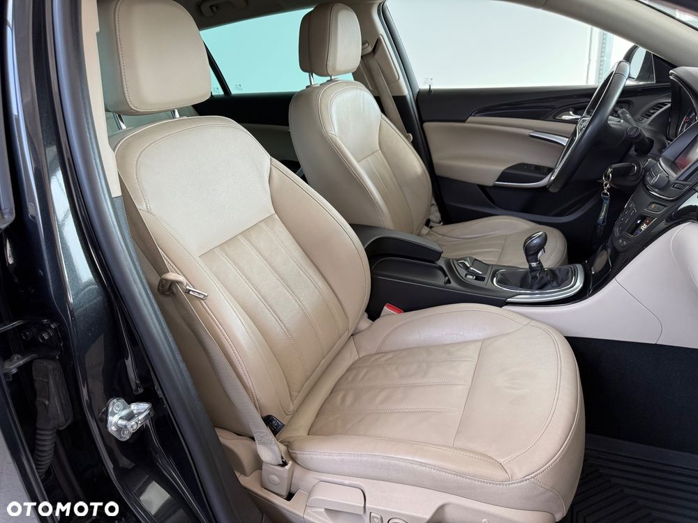 Opel Insignia - 23