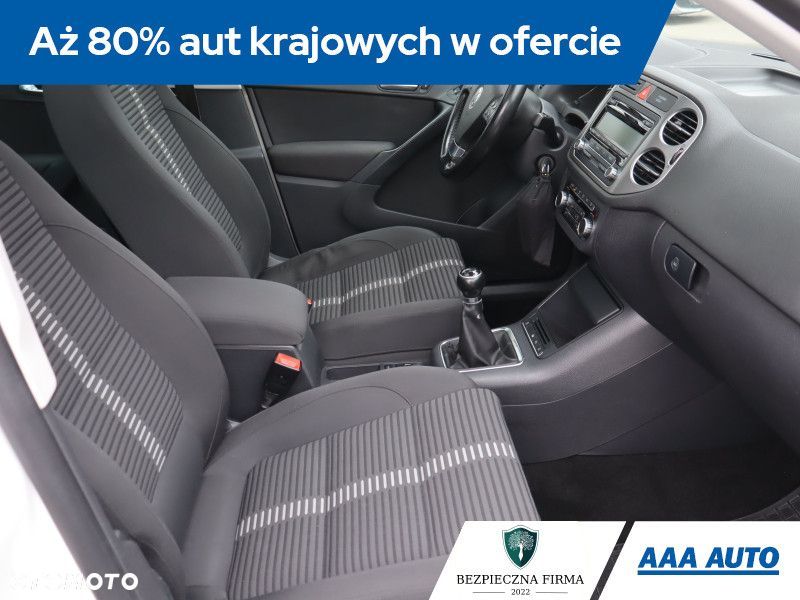 Volkswagen Tiguan - 11