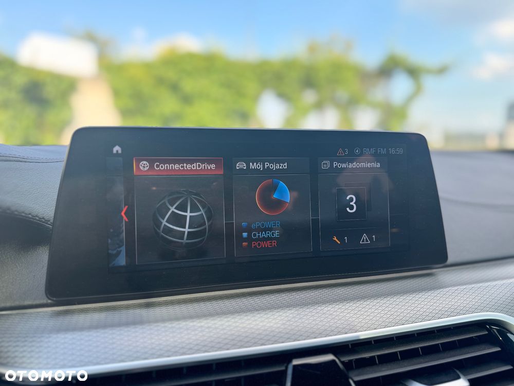BMW Seria 5 530e iPerformance GPF M Sport sport - 17