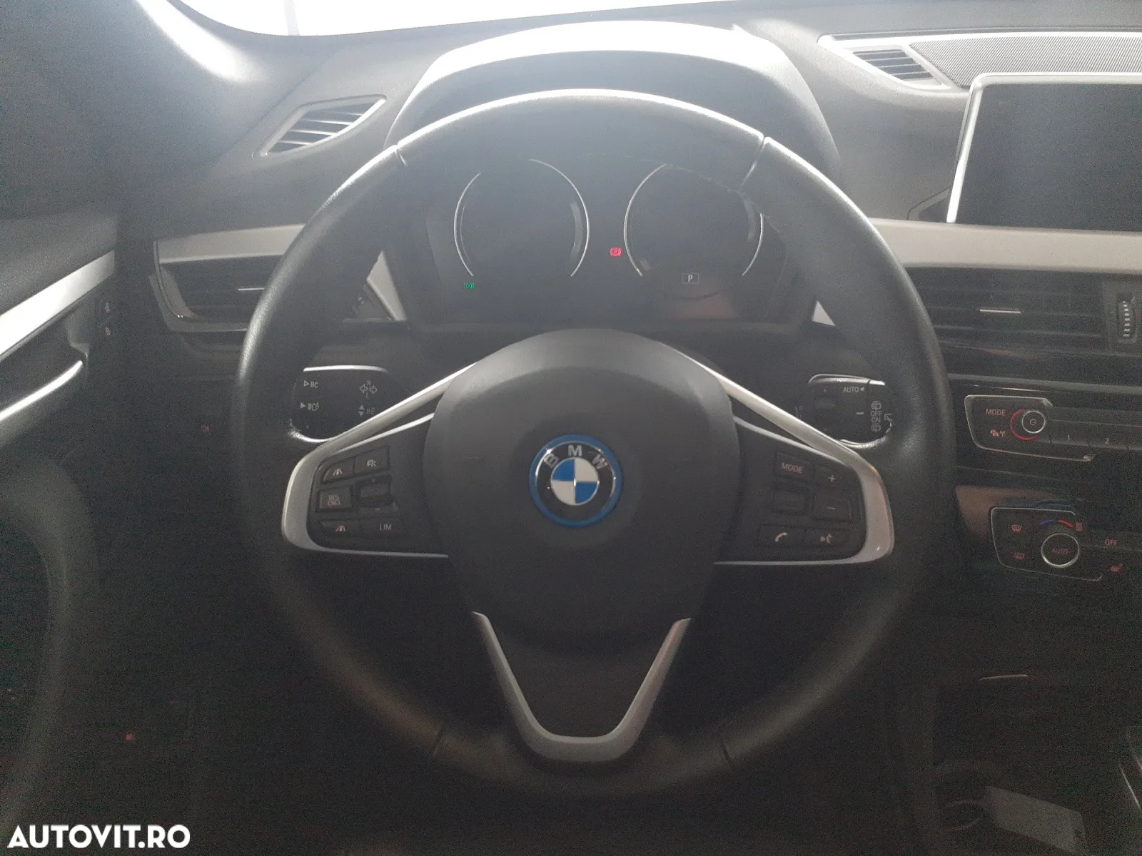 BMW X1 xDrive25e Advantage - 8