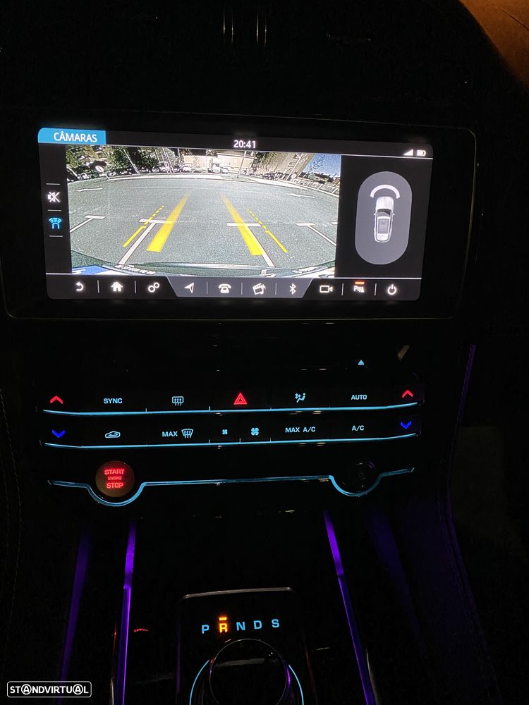 Jaguar F-Pace 2.0 i4D R-Sport AWD Aut. - 11