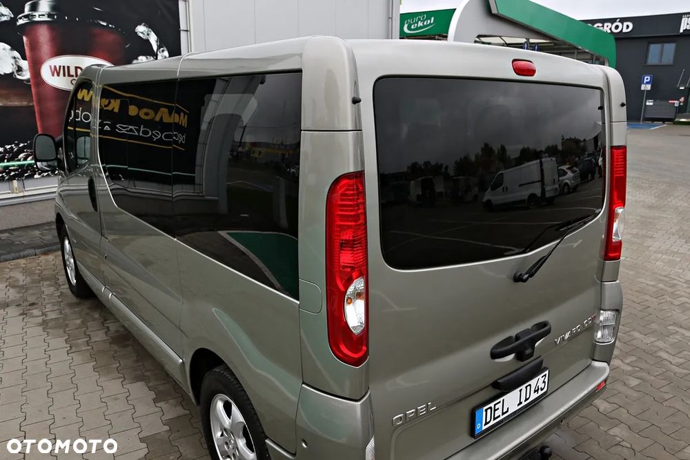 Opel Vivaro - 15