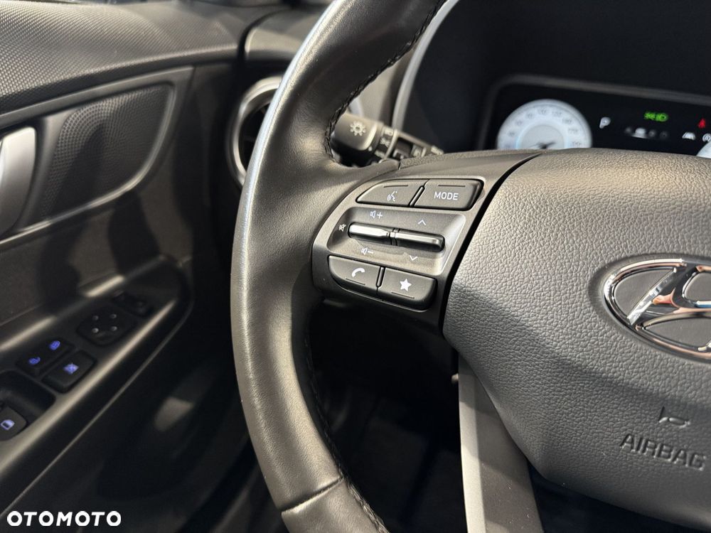 Hyundai Kona - 21