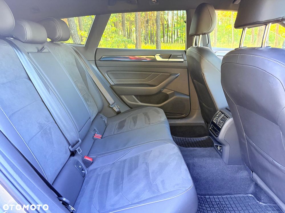 Volkswagen Arteon 2.0 TDI 4Motion R-Line DSG - 29