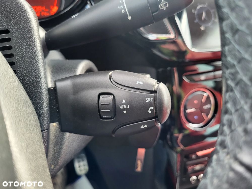 Citroën C3 VTi 120 Red Block - 17