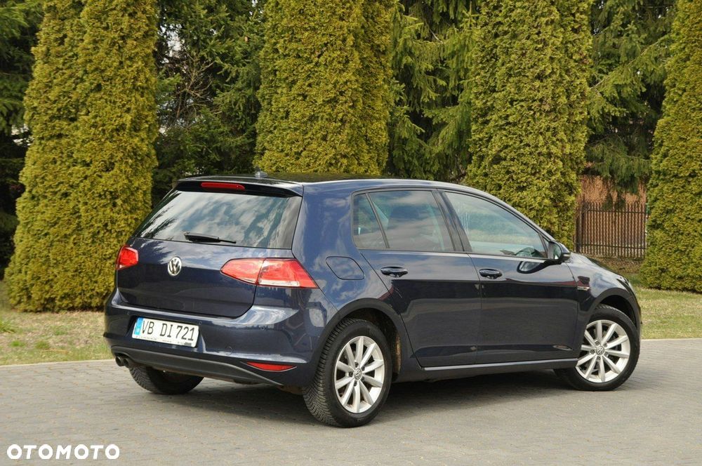 Volkswagen Golf - 5