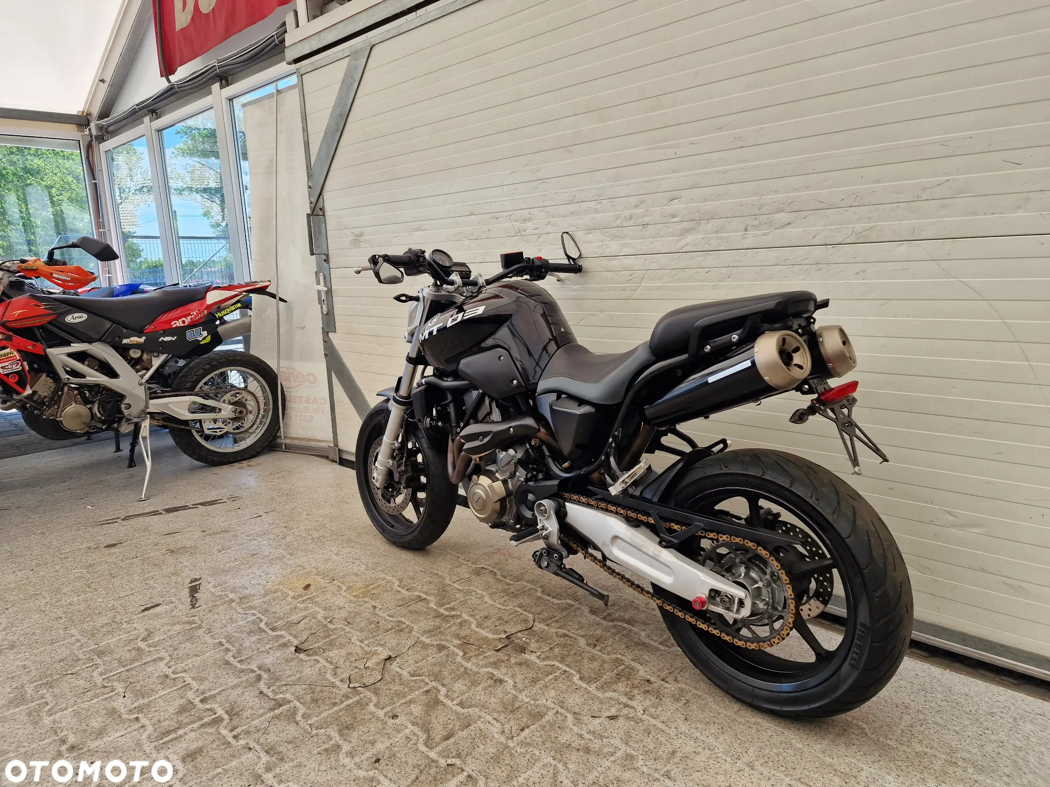 Yamaha MT - 6