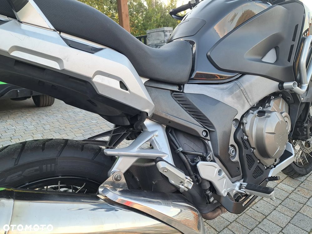 Honda VFR - 22